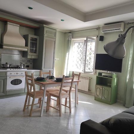Casamartina Apartment Рим Екстериор снимка